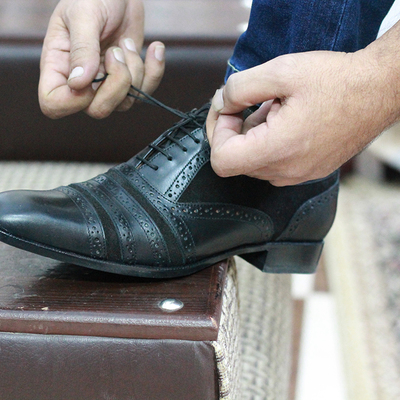Handmade black lace up leather shoes, men's cap toe designing shoes - Thumbnail 5