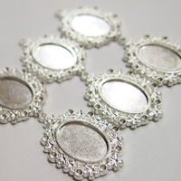 6 of 18x13 mm Shiny Silver Plated Pendant Setting with Flowers Design, Can Take Crystals - Thumbnail 1