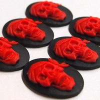 6 of 25x18 mm Skull with Bandana Cameos Pirate Gothic Red over Black Pirate Wow - Thumbnail 4