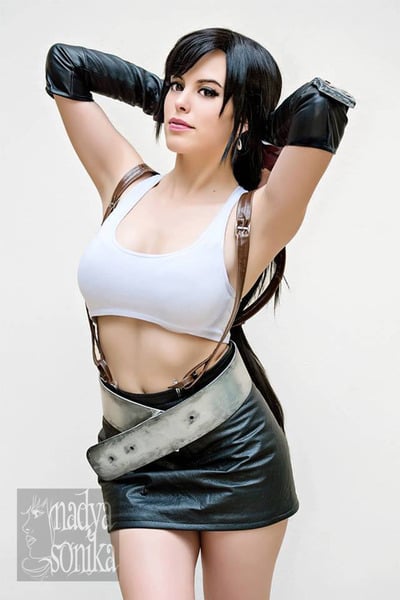Nadyasonika as tifa lockhart 11x17