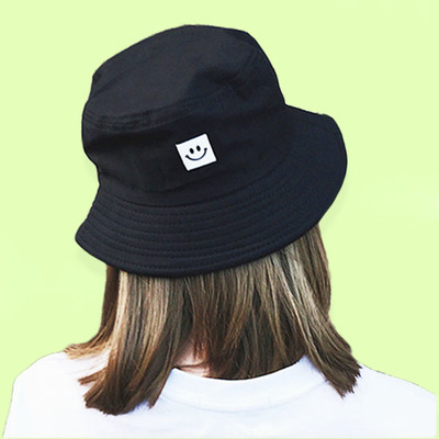 Smile bucket hat 
