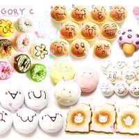 UberTiny SQUISHY Mega/Medium Grabbag (10 Squishies) + Free Gift - Thumbnail 3