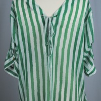 Green striking Top - Thumbnail 1