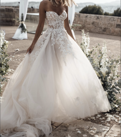 Ball Gown Tulle ivory Boho Wedding Dresses Sweetheart Appliques Bridal Gowns,244