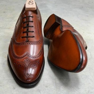 High quality-handmade mens brogue wingtip shoes mens dress brown lace up shoes