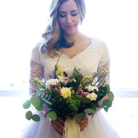 Modest Lace A Line Wedding Dresses With 1/2 Long Sleeves 2020 V Neck Princess Floor Length Vintage Puffy Country Boho Wedding Gowns - Thumbnail 1