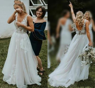 Boho Country Long Wedding Dresses Deep V Neck Backless Lace Appliques Modern A Line Garden Beach Bridal Gowns Vestidos De Noiva