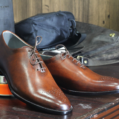 Handmade brown brogue toe lace up leather shoes for men's - Thumbnail 4