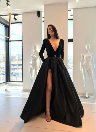 Vintage A-Line Black V-neck Sexy Long Sleeve Prom Dresses With Slit 