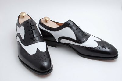 Handmade Men spectator shoes, Men two tone black and white wingtip brogue shoes