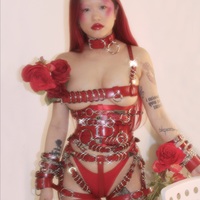Jenn Cuff ( Red + Silver ) - Thumbnail 3