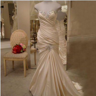 Sweetheart formal wedding dresses ruched crystals beaded champagne wedding dress lace up back with sweep train