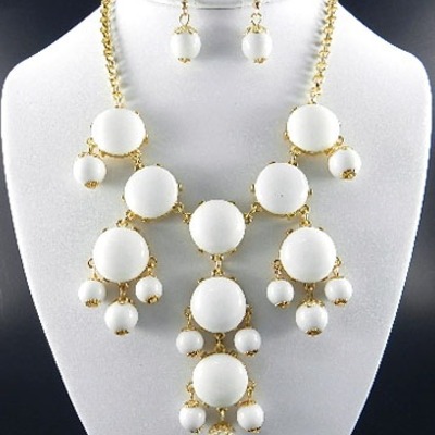 White bubble necklace