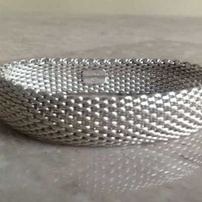 100 % authentic tiffany & co mesh bracelet 