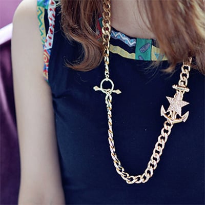Star anchor heavy chain necklace
