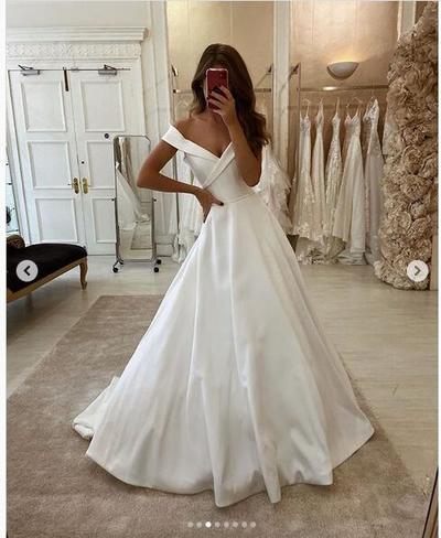 Simple Wedding Dresses Off the Shoulder Boho Wedding Dress 