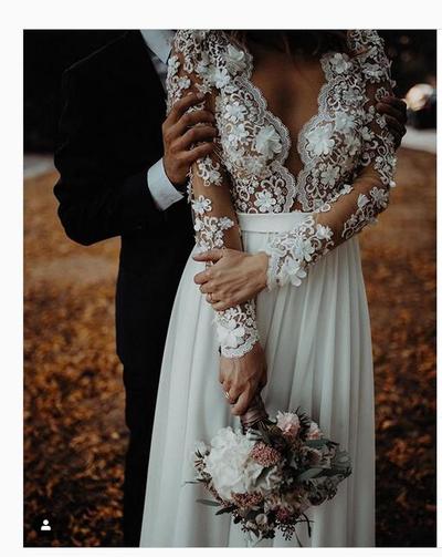 Simple Garden Wedding Dresses Sheer Long Sleeve Lace Boho Wedding Dress 