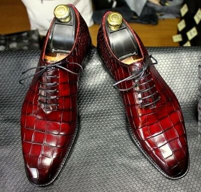 Handmade Men's Burgundy Lace up Shoes, Men Crocodile Patterned Dress Shoes