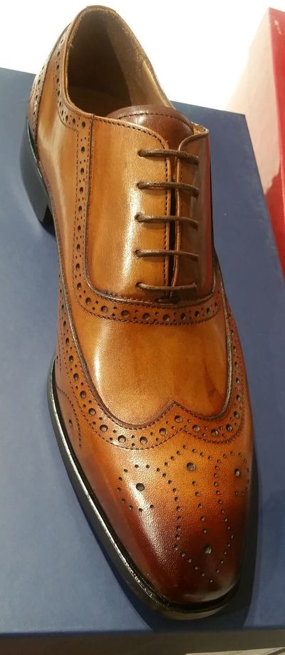 Handmade Mens fashion style dress shoes, Men wingtip brogue formal shoes, Men leather shoes