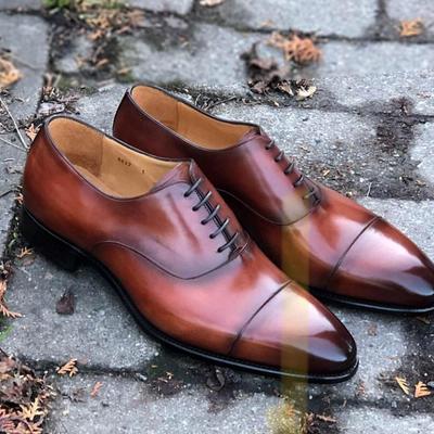 Men’s brown color wing tip full brogue rounded toe vintage leather lace up shoes