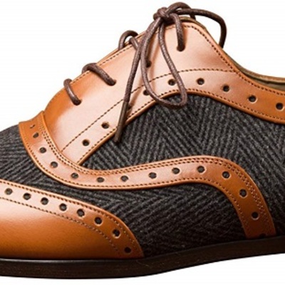 Men’s handmade men’s tan leather two tone wingtip brogue shoes