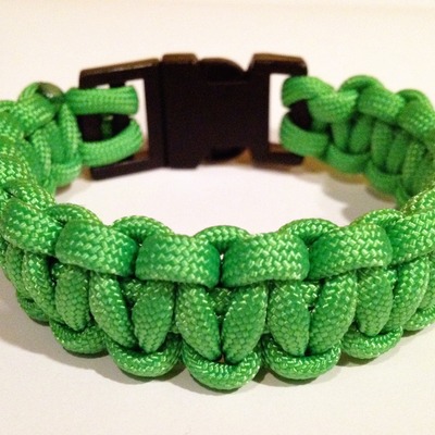 Chunky parachute bracelet - neon green