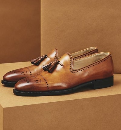 Awesome Looking Tan Brown Calf Skin Handmade Cap Toe Tassels Loafer Gift Shoes In Genuine Leather For Men