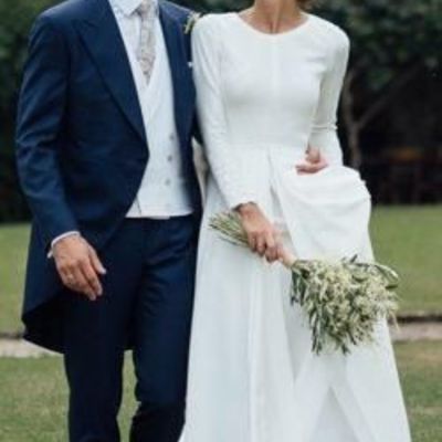 Simple sheath wedding dresses crew neck long sleeve bridal gowns