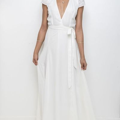 Simple wedding gowns a-line cap sleeve v neck bride dresses