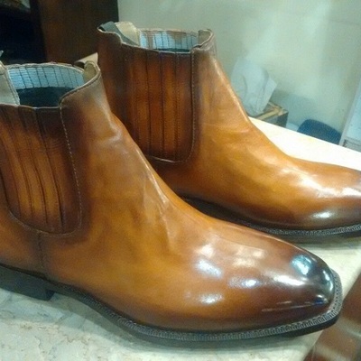 Handmade cognac patina ankle high chelsea boots for men made to measure - Thumbnail 4