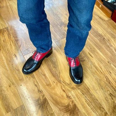Handmade men two tone shoes, men burgundy and black dress shoes, leather shoes