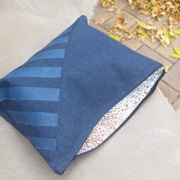 'Luminous' - Glow in the Dark Clutch - Thumbnail 2