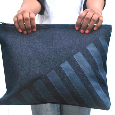 'luminous' - glow in the dark clutch