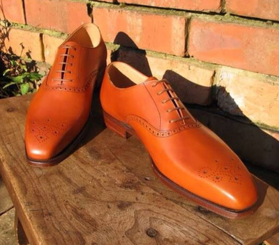 New Brown Brogue Classic Pointed Toe Handmade Formal Men Lace Up Shoes