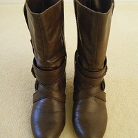Brown Boots - Thumbnail 2