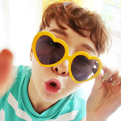 HEART SUNGLASSES