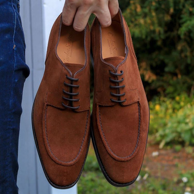 Decent handmade brownish lace up casual boat shoes in genuine suede for men
