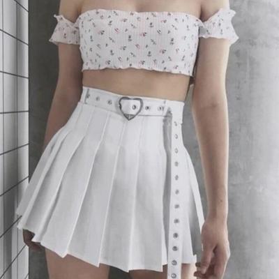 Harajuku heart-buckle belt pleated skirt