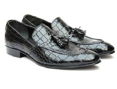 Handmade Black Crocodile embossed Texture Leather Loafer Tassels shoes For men