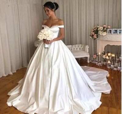 Retro Ball Gown Off the Shoulder Ivory Satin Wedding Gowns