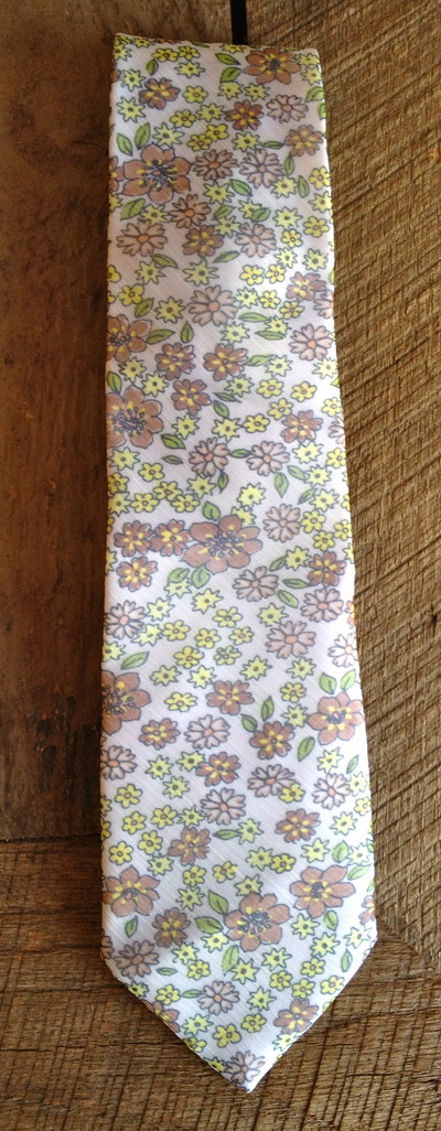 The "yvonne" necktie