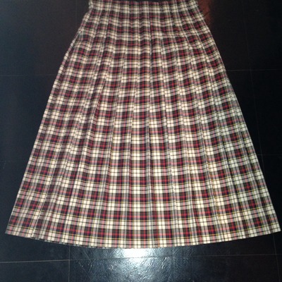 Plaid pleated skirt 