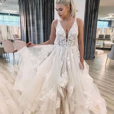V neck wedding dresses bridal gown with appliques lace - Thumbnail 4
