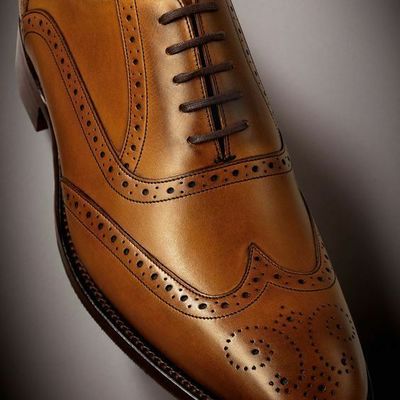 Men's tan leather formal dress shoes, wingtip tan leather brogue designer shoes