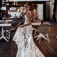 Luxurious Mermaid Sweetheart Lace Wedding Dresses with Train - Thumbnail 2