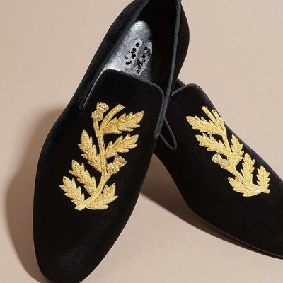 Handmade men's black velvet shoes,men embroidered velvet casual slipper shoes