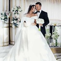 Princess Wedding Dresses Satin Vintage Off The Shoulder Wedding Bride Dresses Long Train White Ivory Wedding Ball Gown with Appliques - Thumbnail 1