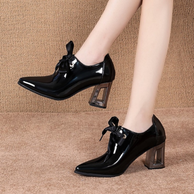 Pointed toe lace up patent leather high heels shoes