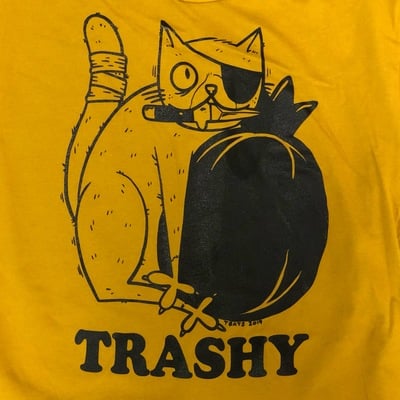 Trashy t-shirt (antique gold)