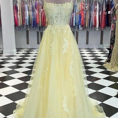 Elegant straps yellow long prom dress with lace appliques - Thumbnail 5